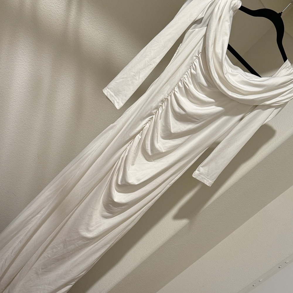 Elegant White Draped Women's Dress